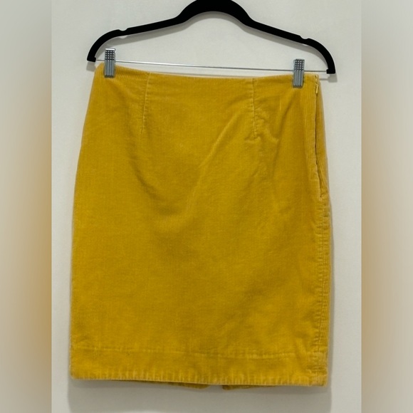 Anthropologie Maeve Yellow Corduroy skirt. Size 4 - Picture 1 of 7